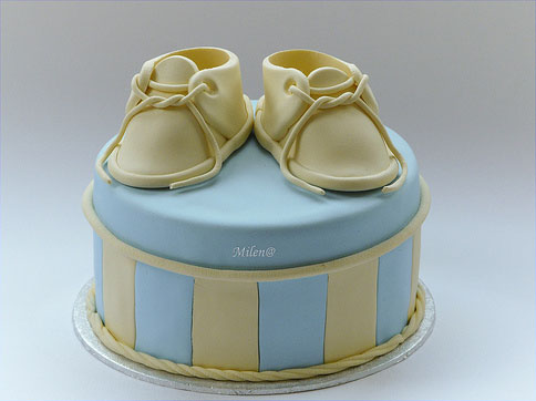 baby-booties-cake